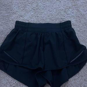 Lululemon hotty hot shorts